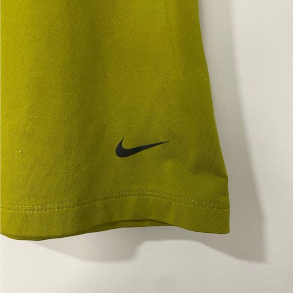 Nike Dri-Fit Workout Tank - Picture 3 of 4